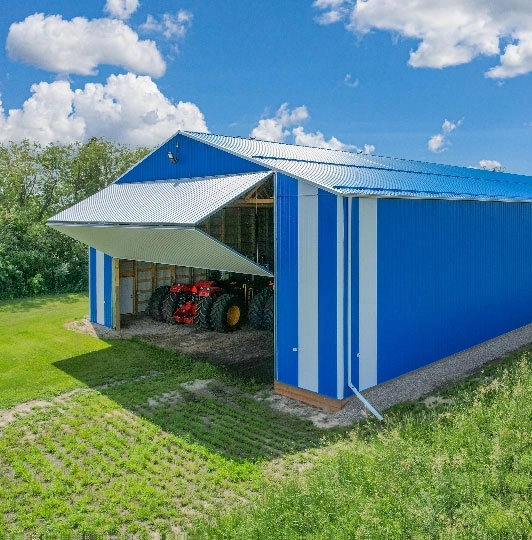 agriculture Agriculture shop with blue siding