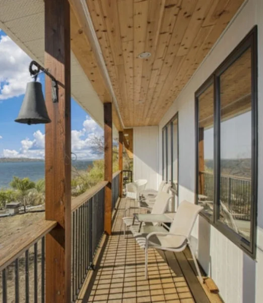 deck overlooking lakefront